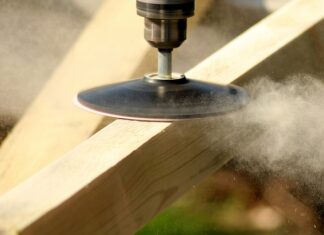 Czym polerować czarny samochód? Czym polerować czarny samochód?