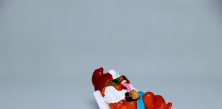 Jak zaskoczyć faceta przez SMS?