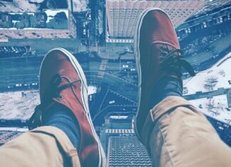 Ile bierze dekarz za metr kwadratowy dachu? Ile bierze dekarz za metr kwadratowy dachu?