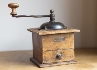 Co niszczy lakier samochodowy? Co niszczy lakier samochodowy?